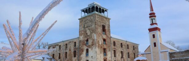 Lossitorni külastamine talveperioodil